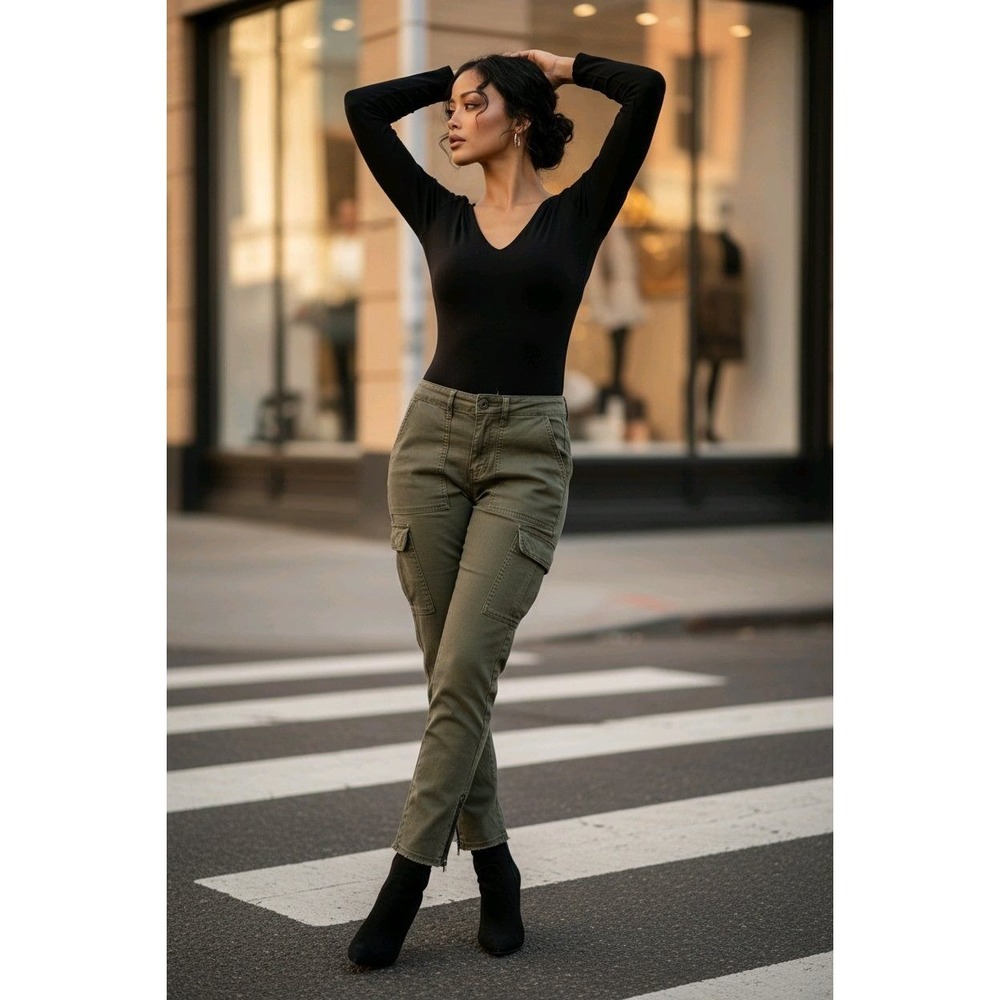 Sanctuary Standard Surplus Olive Green Cargo Pants Size 28 Ankle Zip Raw Hem